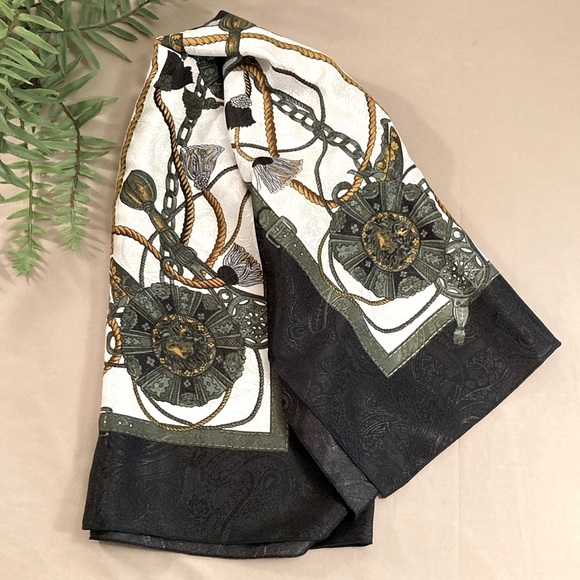 Accessories - Vintage Lion And Tassel Medallion Print Scarf